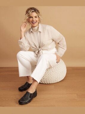 Clarks Collection Evianna Mix Leather Slip-On Comfort Shoes Brown Like New 9M